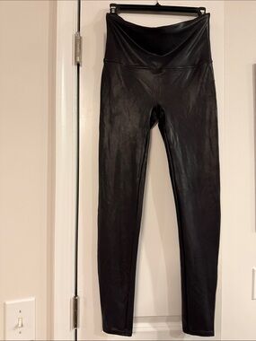 SPANX Shiny Faux Leather Leggings - Black